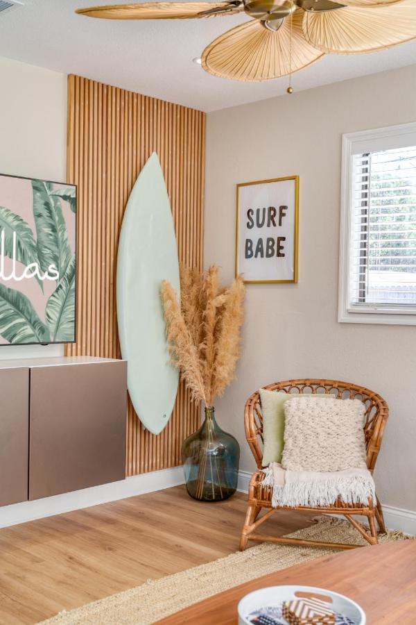 Luxury Villa 3 Blocks From The Beach With A Pool, Fire Pit And Outdoor Oasis ケープ・カナベラル エクステリア 写真